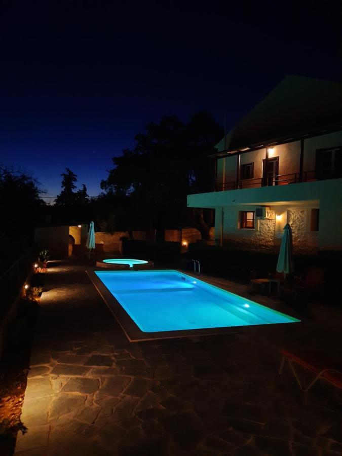 Villa Maragoudi Arménoi Extérieur photo