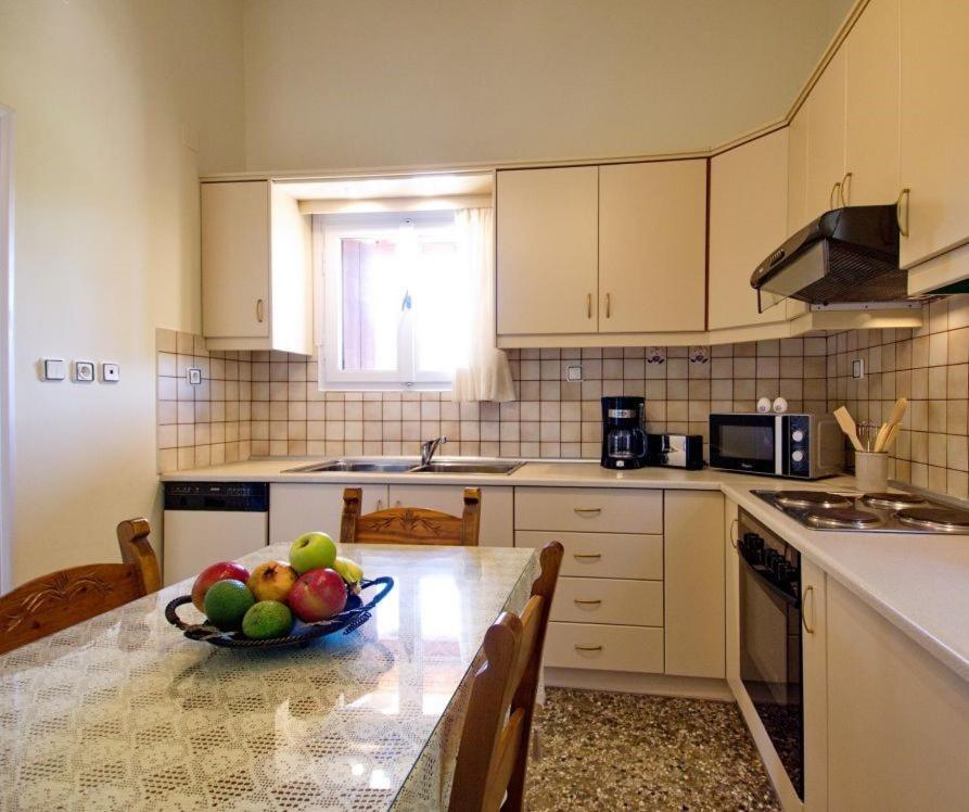 Villa Maragoudi Arménoi Extérieur photo